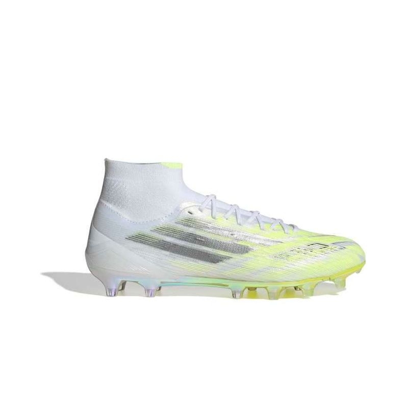 Streetwear accessories