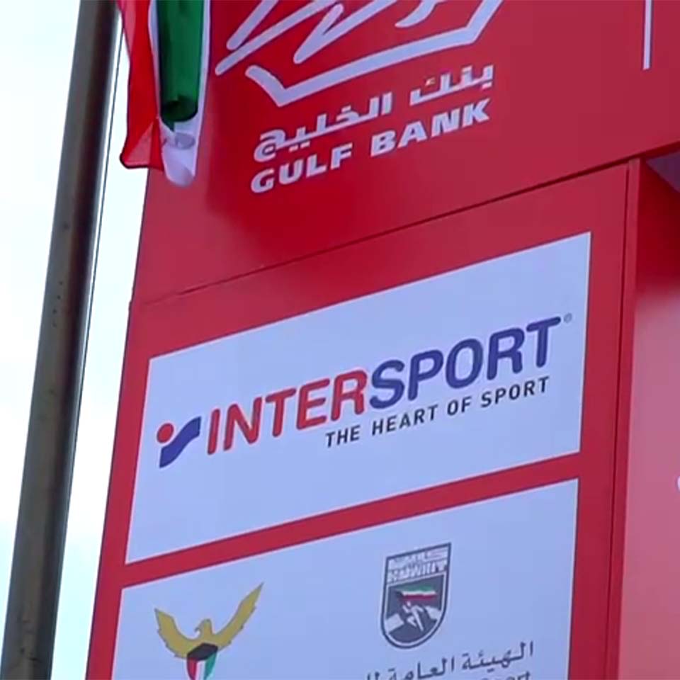 Team of volunteers working together to clean up desert area