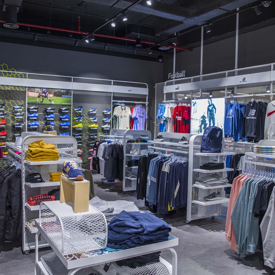 Team of volunteers working together to clean up desert area